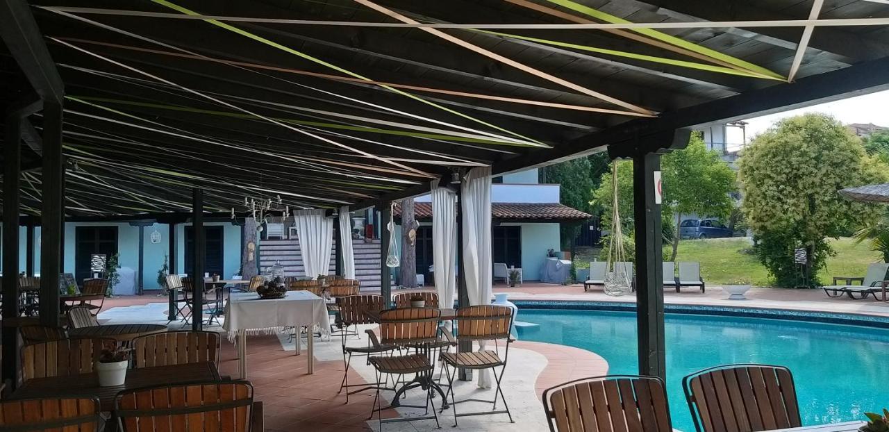Eden Hotel Афітос Екстер'єр фото