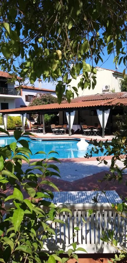 Eden Hotel Афітос Екстер'єр фото