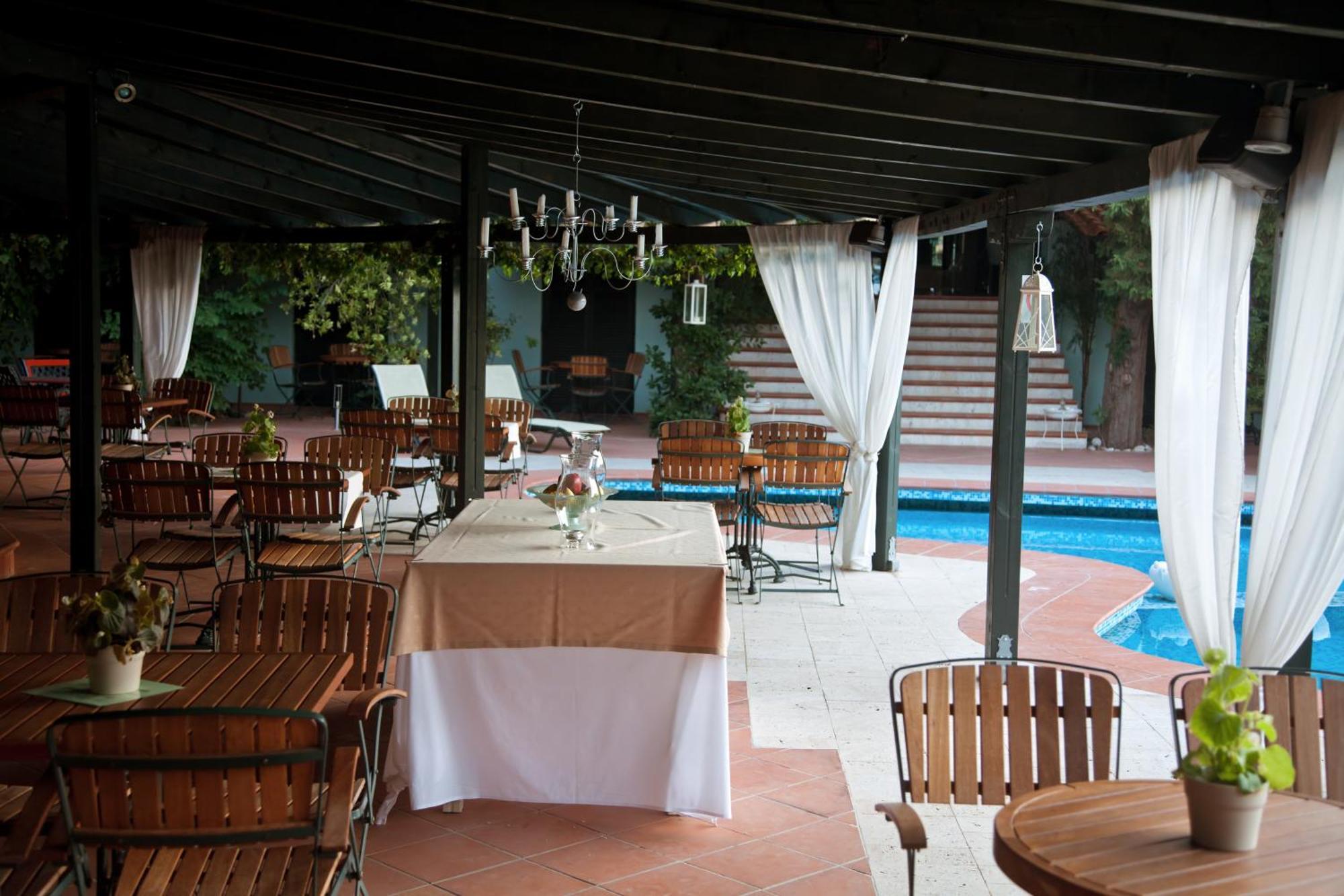 Eden Hotel Афітос Екстер'єр фото